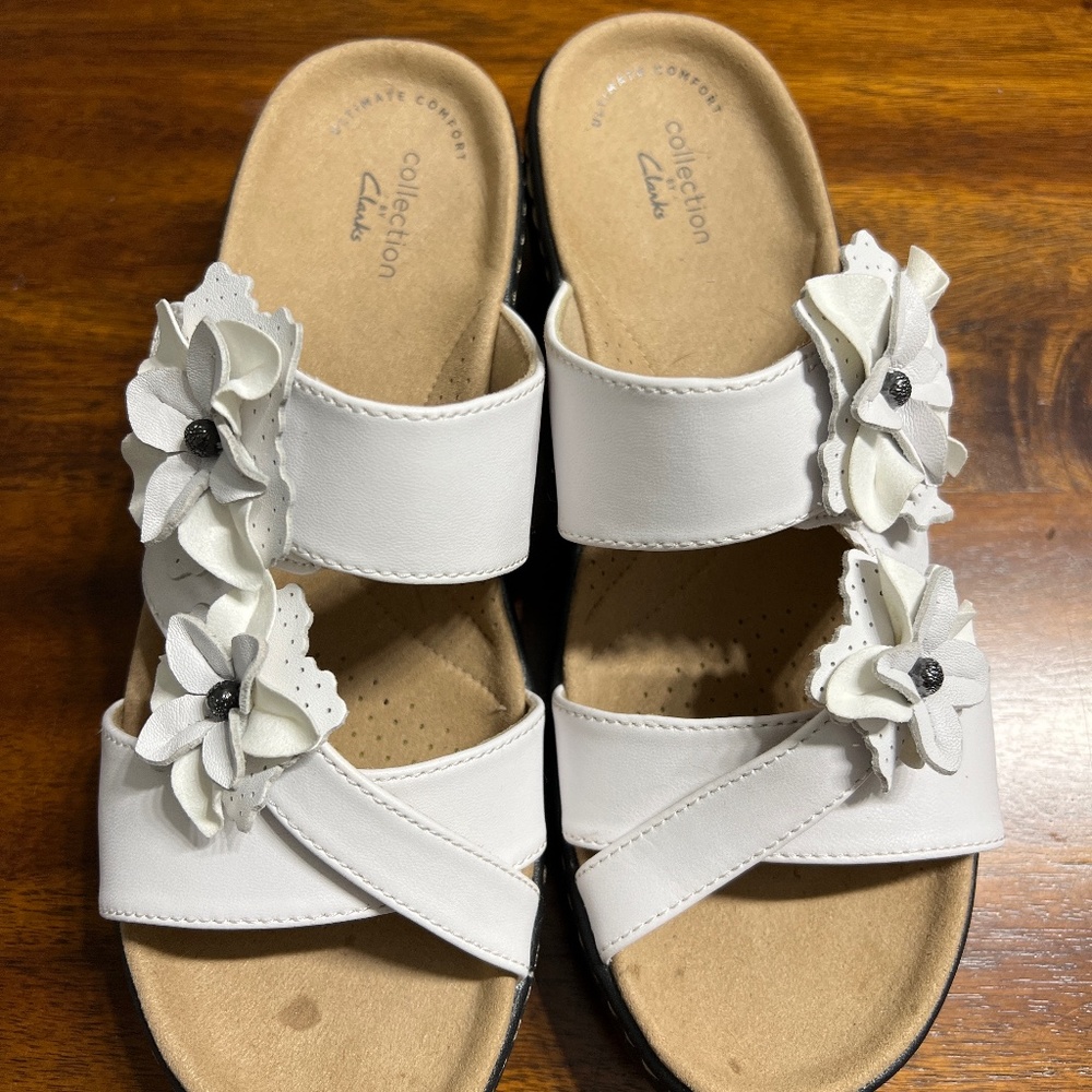 Collection by Clark’s Ultimate Comfort white Sandals